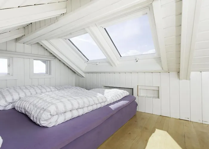 House In Semesterbostad *